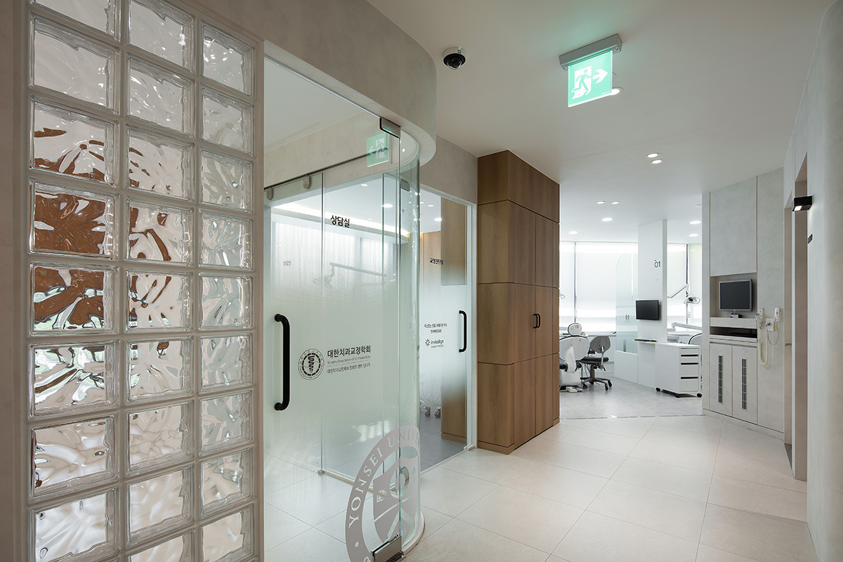 연세바른치과 내부 인테리어-4